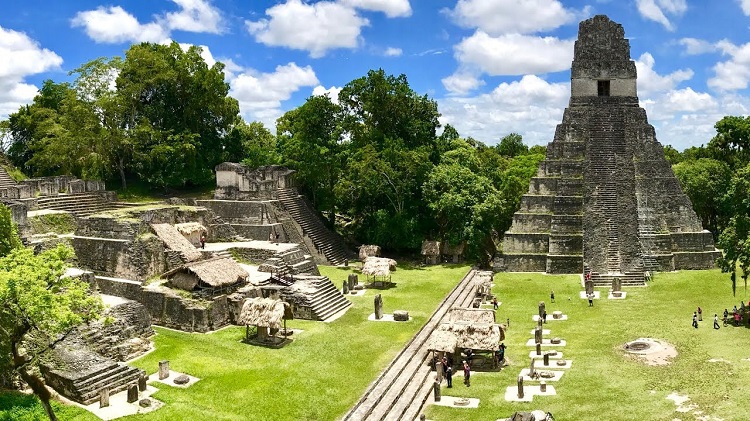 Thành phố đổ nát Tikal, Guatemala