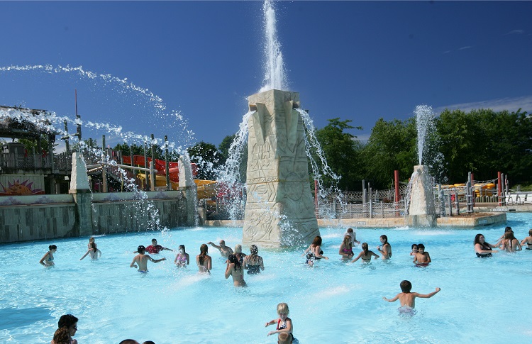 Six Flags Great Adventure, Jackson, New Jersey - công viên giải trí hấp dẫn tại Bắc Mỹ
