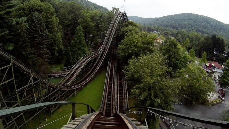 Công viên giải trí nổi tiếng tại Bắc Mỹ - Knoebels, Elysburg, Pennsylvania