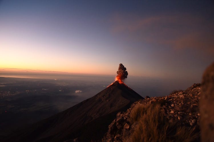 Núi lửa Acatenango, Guatemala - địa điểm trekking ưa thích của phượt thủ