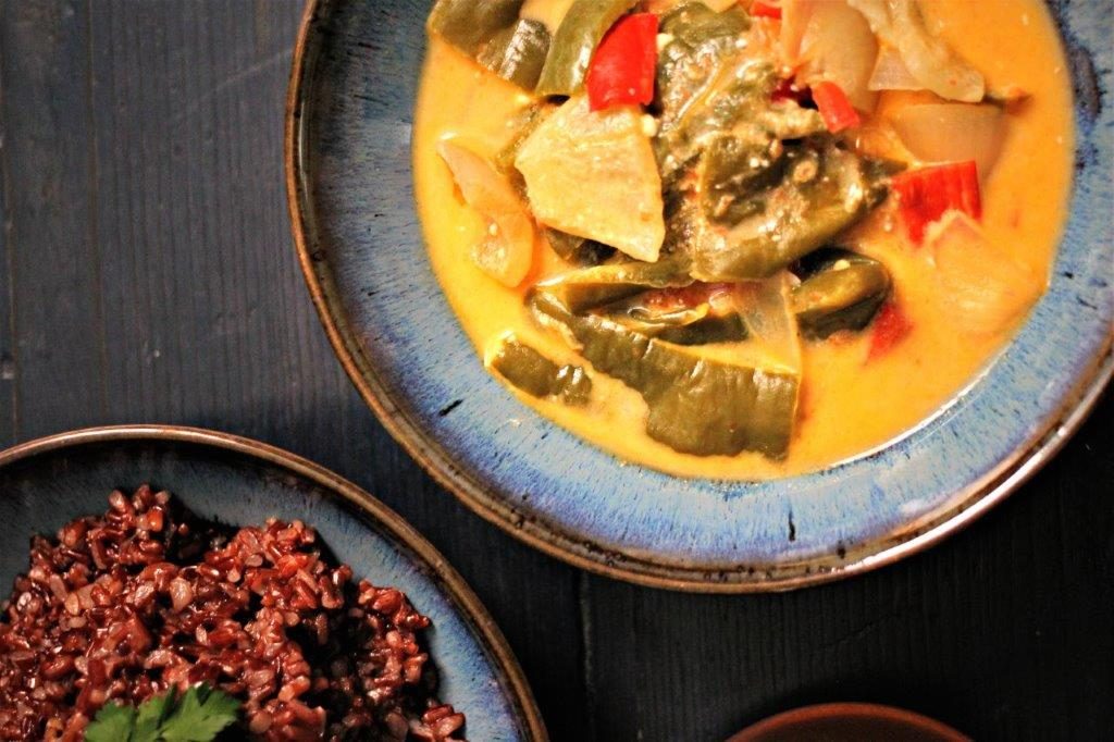 Ema datshi là món ăn truyền thống nổi tiếng