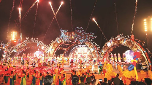 Khám phá lễ hội Carnaval Hạ Long