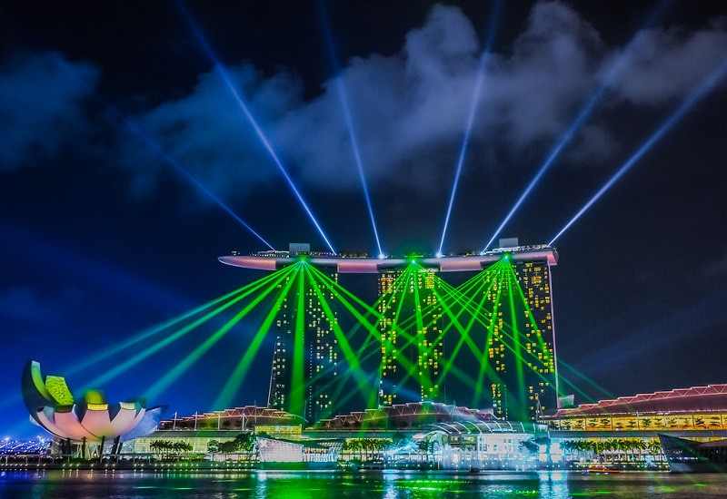  Màn trình diễn ánh sáng Wonder Full tại Marina Bay Sands